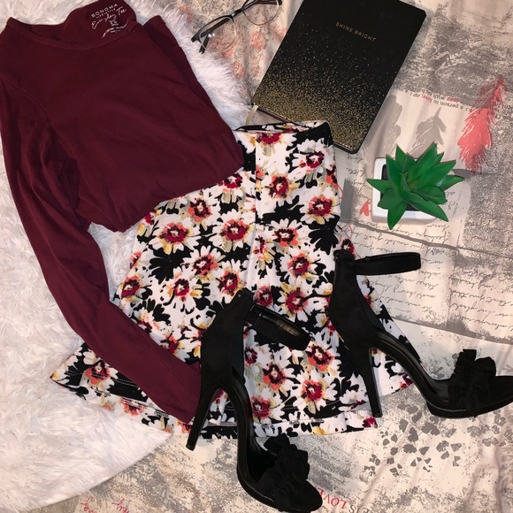 SOLD - Picture 3 of 3